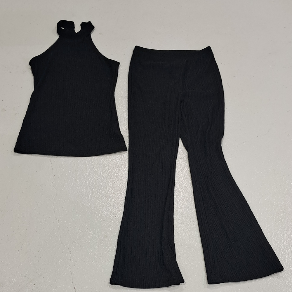 NWOT Elegant Black Women's 2 Pc. Set